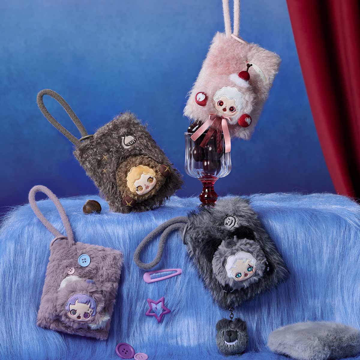 878. SKULLPANDA You Found Me!Series Plush Mini Bag