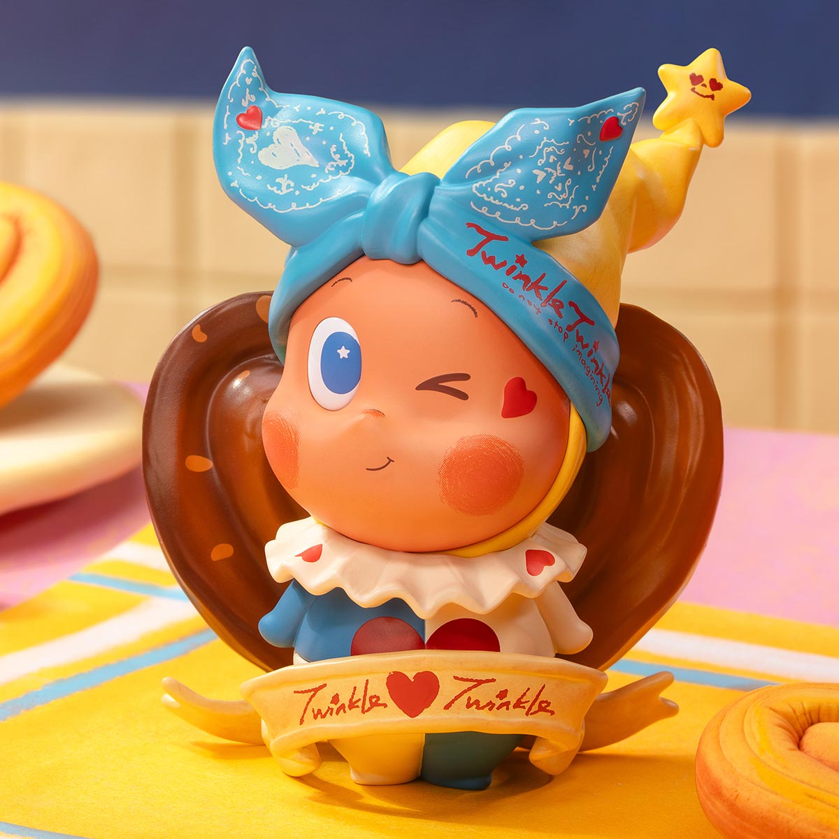 933. Twinkle Twinkle Savor the Moment Series Figures