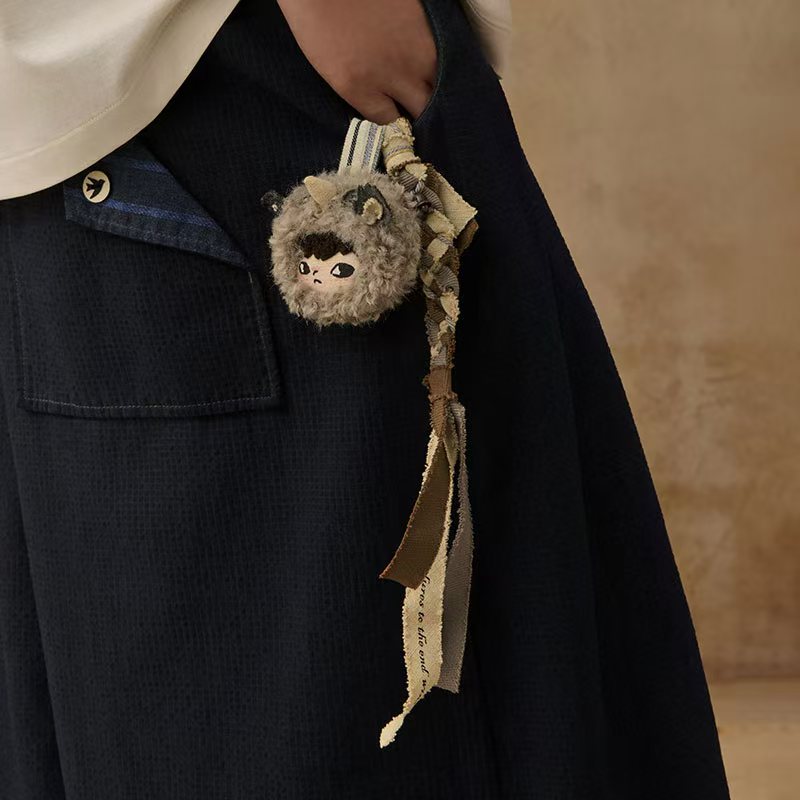 1782. Hirono Mist-Walker Series Felt Pendant Plush Blind Box