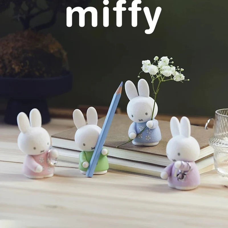 824. MIFFY Holder Series Blind Box