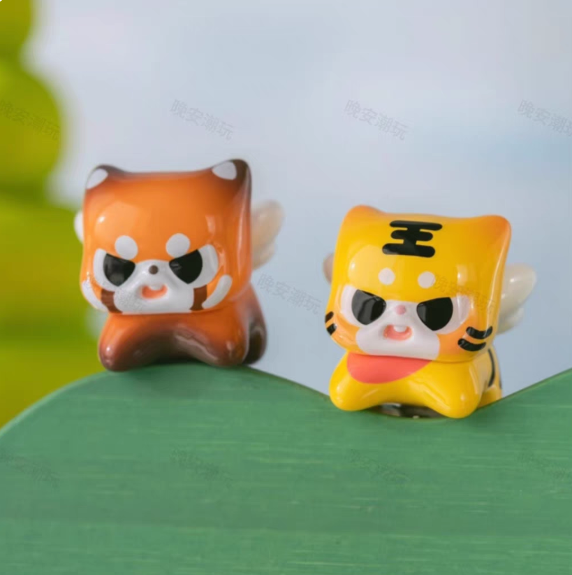 849. Pitty On The Prowl Series Beans Blind Bag