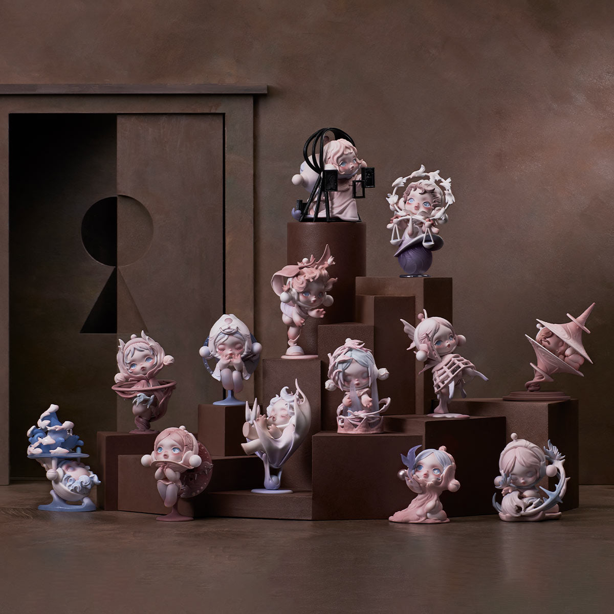 675. SKULLPANDA The Paradox Series Figures