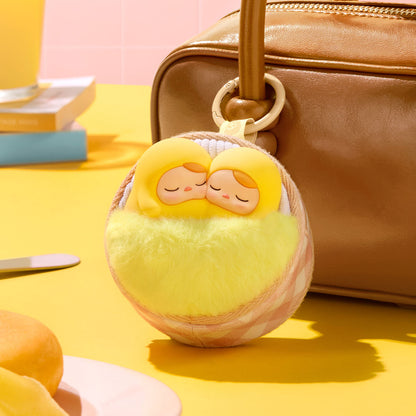 692. PUCKY Egg Beanie Series-Earphone Case