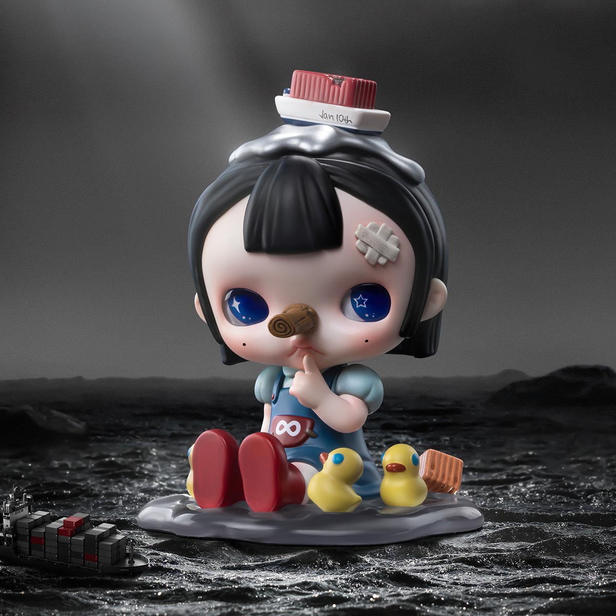 856. TINYTINY THE LIE OF FREEDOM FIGURE