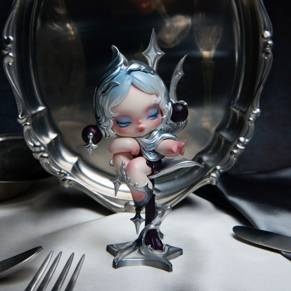 1019. SKULLPANDA The Feast Begins Series Figures