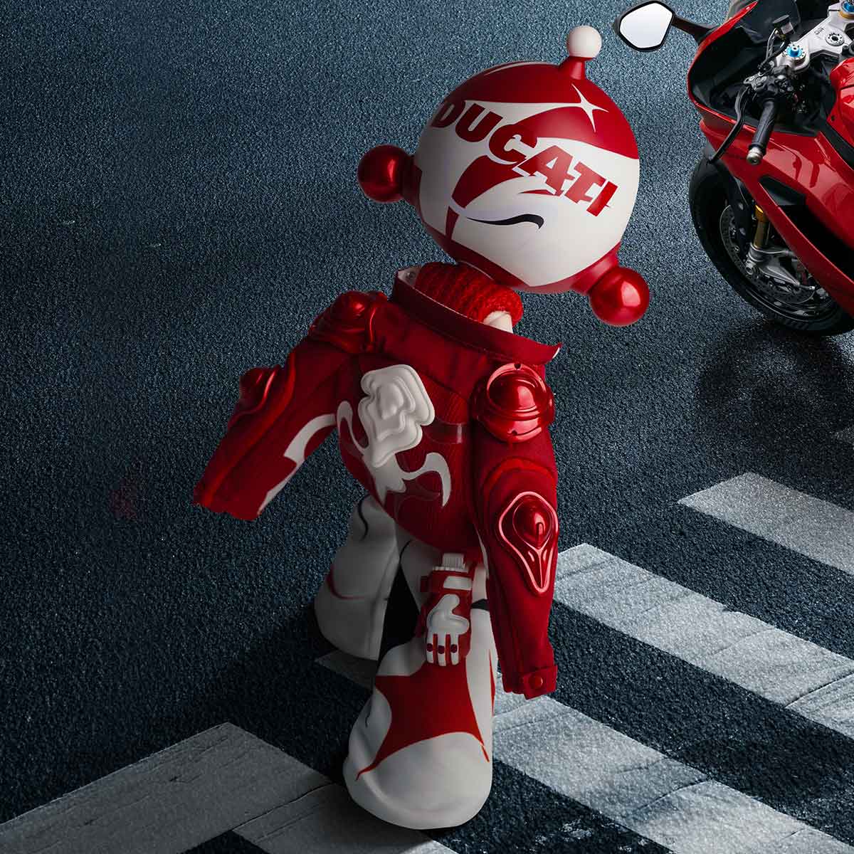 1074. SKULLPANDA × DUCATI 1/6 Action Figure