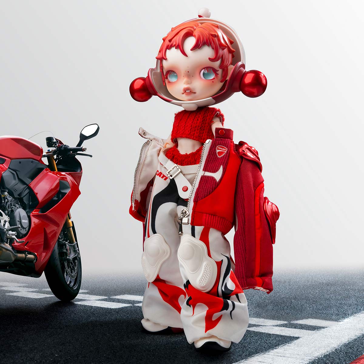 1074. SKULLPANDA × DUCATI 1/6 Action Figure