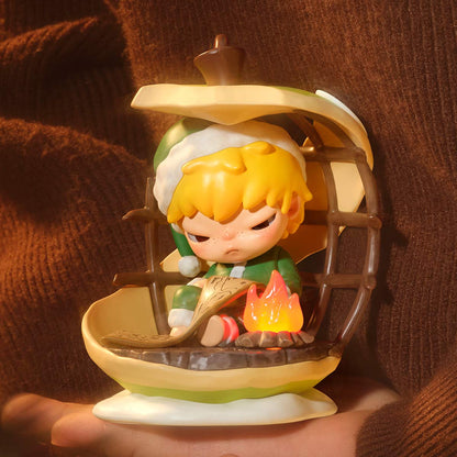 1095. Apple of My Eye Series Figures