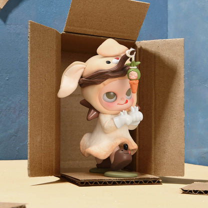 1382. Zsiga Under the Sun Series Figures