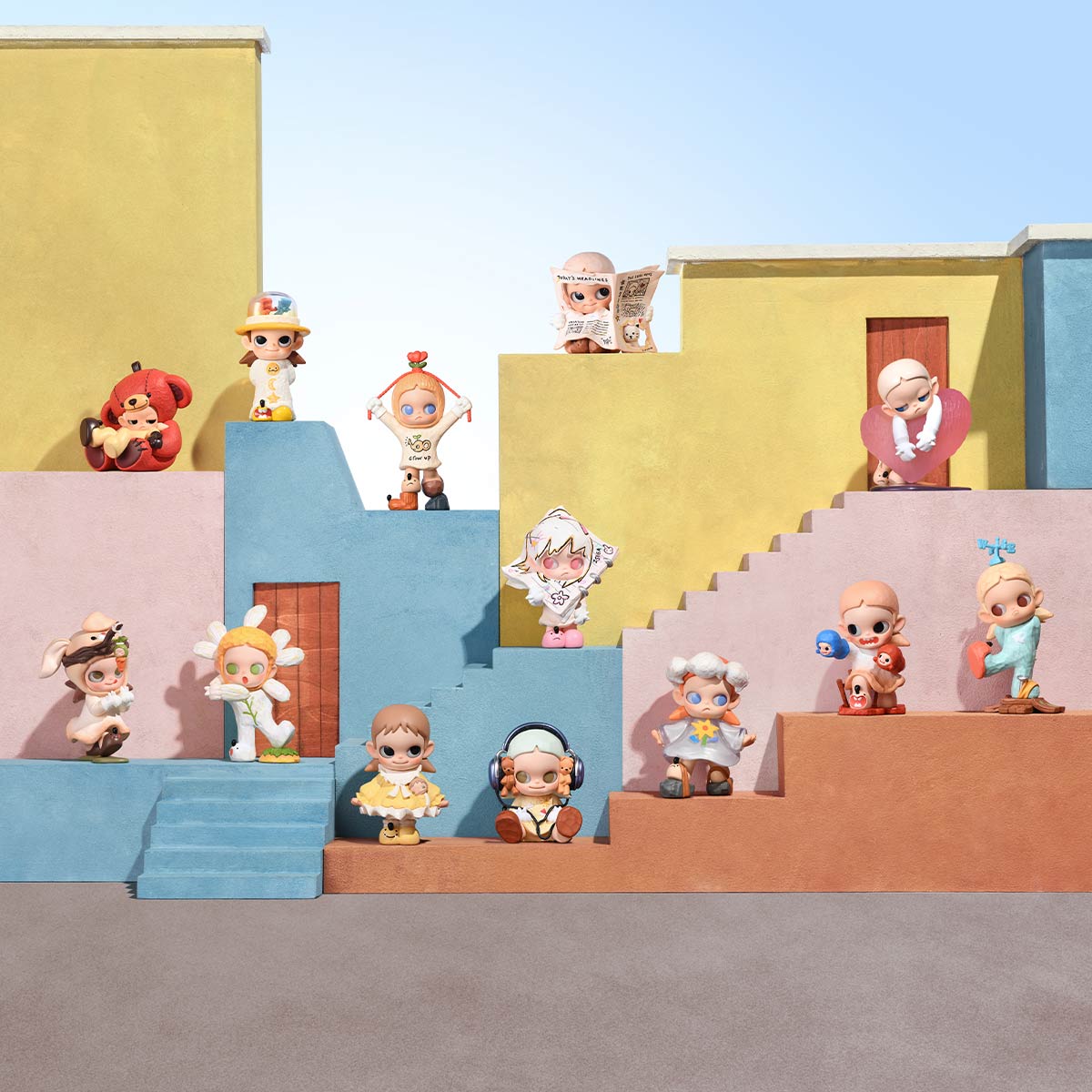 1382. Zsiga Under the Sun Series Figures