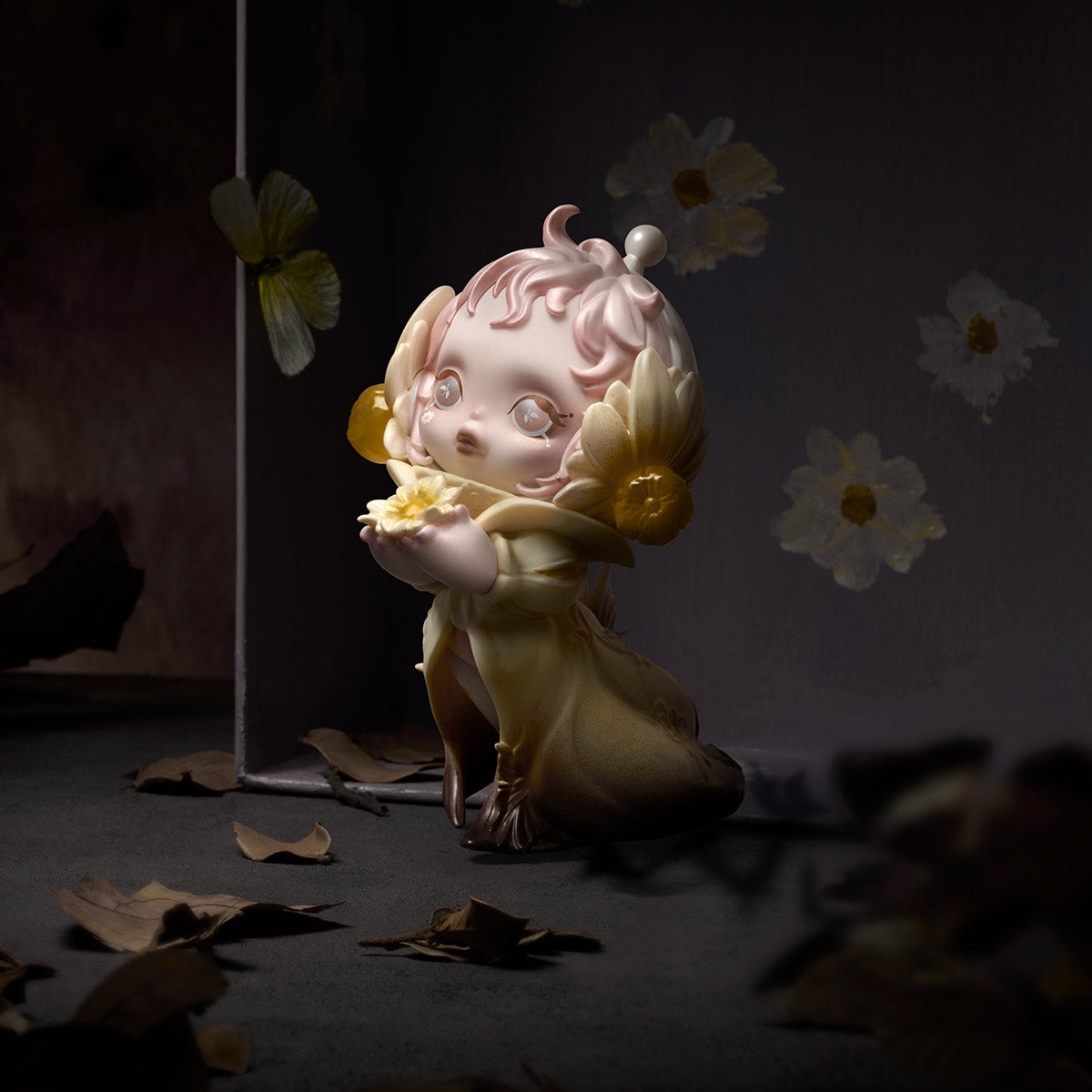 1606. SKULLPANDA Petals in Four Acts Series Figures