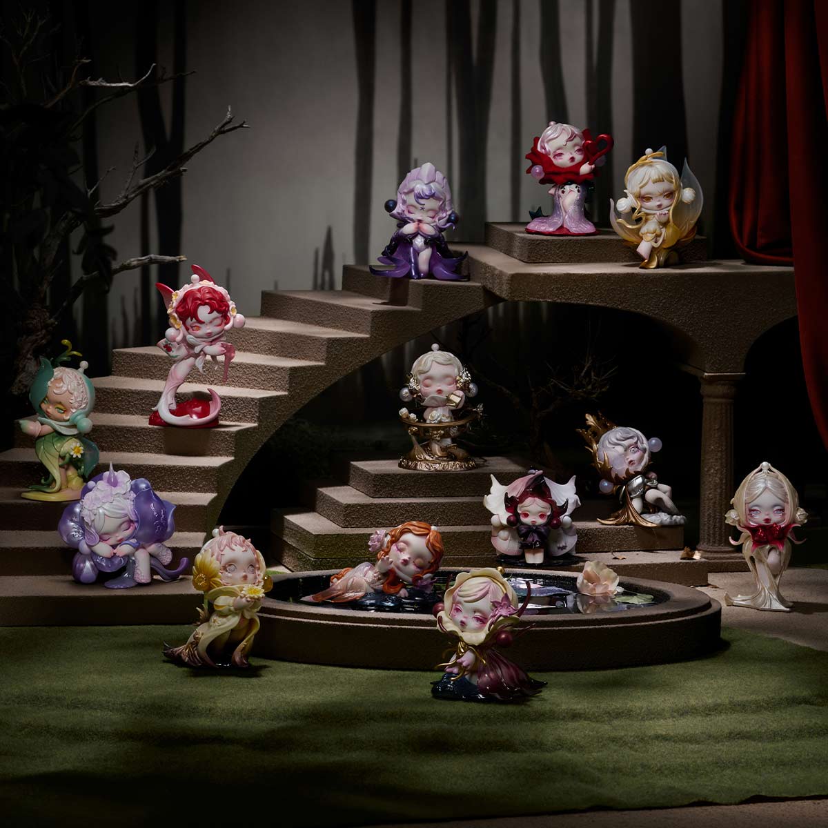 1606. SKULLPANDA Petals in Four Acts Series Figures