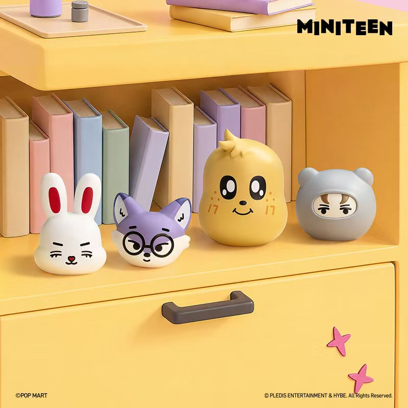 2221. MINITEEN Healing Moments Series Figures