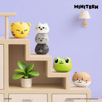 2221. MINITEEN Healing Moments Series Figures