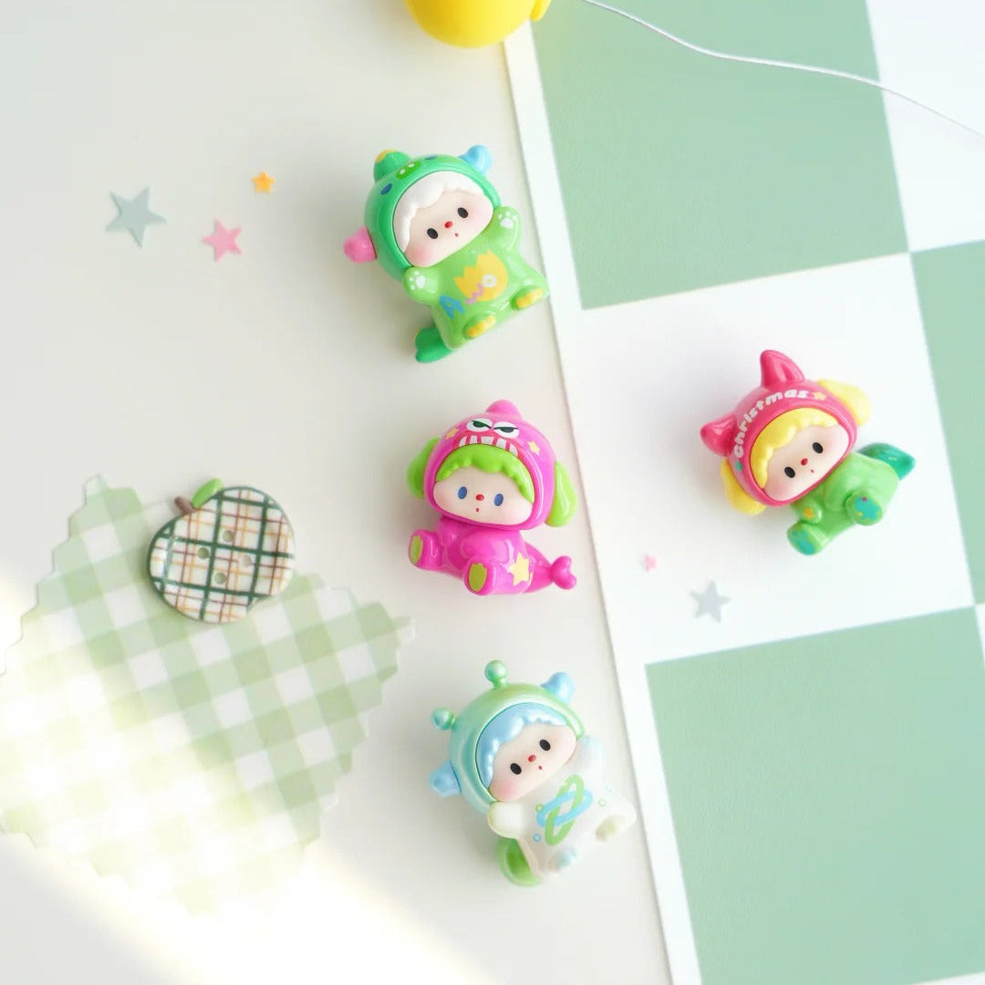 1767. Luludog Little Monsters Brawl Series Beans Blind Bag