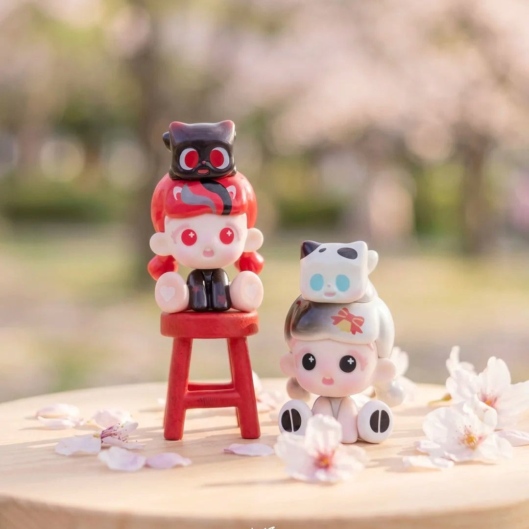 1752. DAODAO & PITTY Animal Party Series Beans Blind Bag