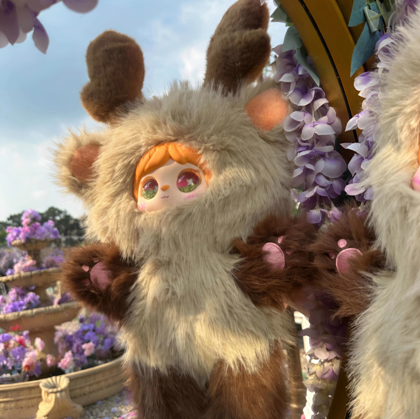 1029. MIELNO 600% Honey Club Plush Series Blind Box