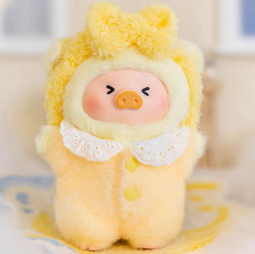 1057. LuLu The Piggy Dreaming Wonderland Series Plush Keychain Blind Box