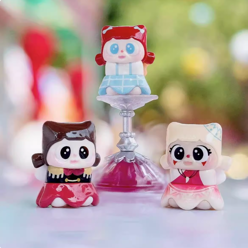 1059. Pitty's Skirt of Nalor Mini Series Blind Bag