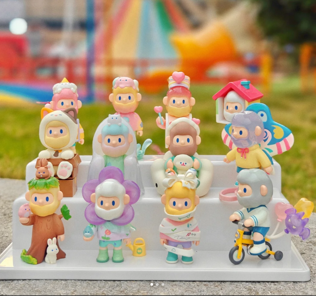 1068. FARMER BOB Flash Back Series Figure Blind Box