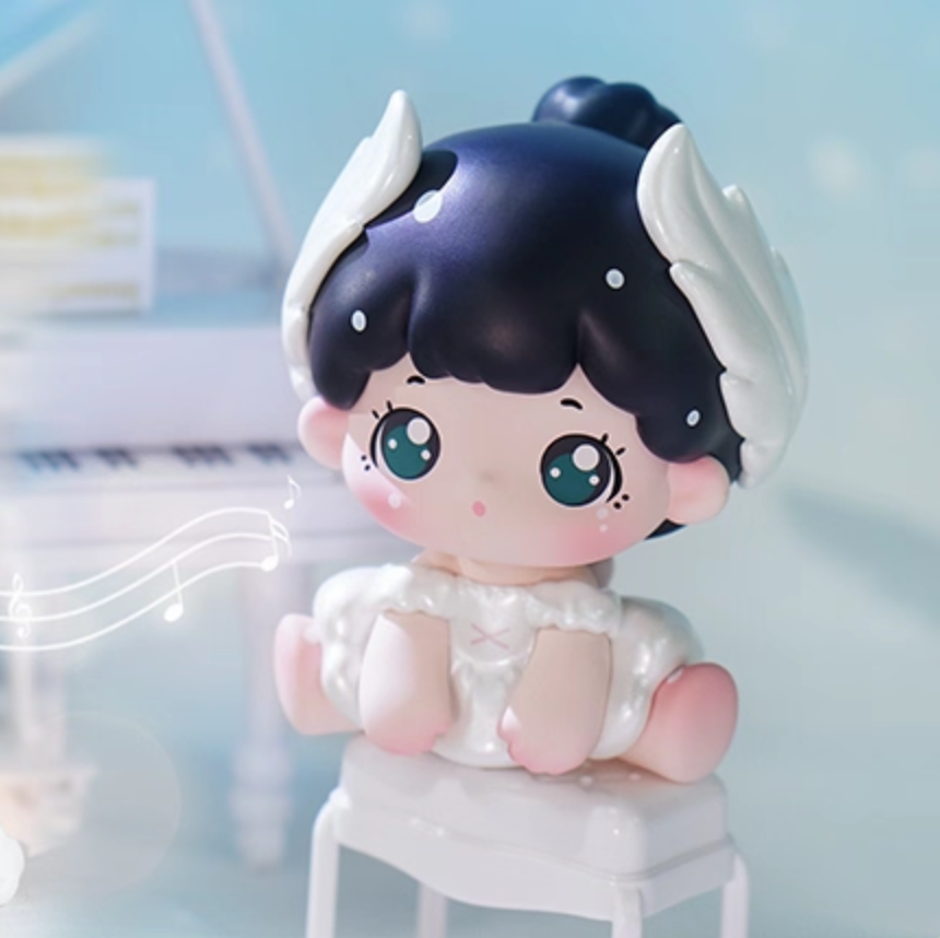 1112. BaoBao Fantasy Dreamland Series Bean Blind Box