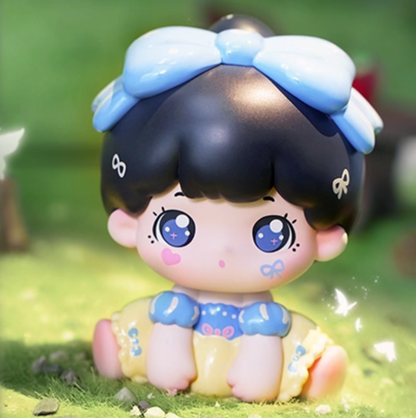 1112. BaoBao Fantasy Dreamland Series Bean Blind Box
