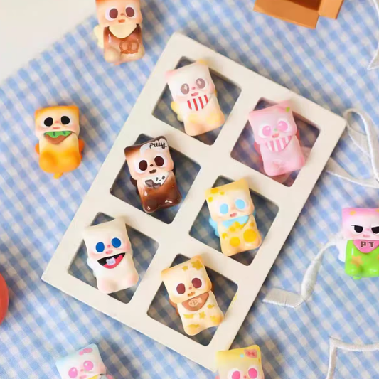 1392. Pitty Snacky Paws Series Beans Blind Bag