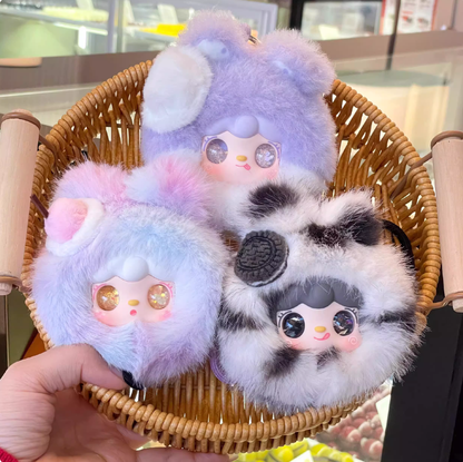 1436. Yooki Heat Charging Station Series Mirror & Comb Plush Blind Box