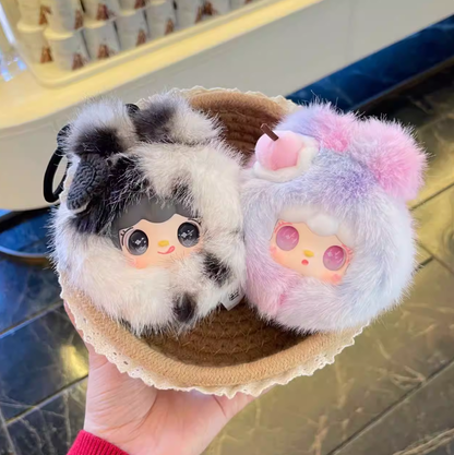 1436. Yooki Heat Charging Station Series Mirror & Comb Plush Blind Box