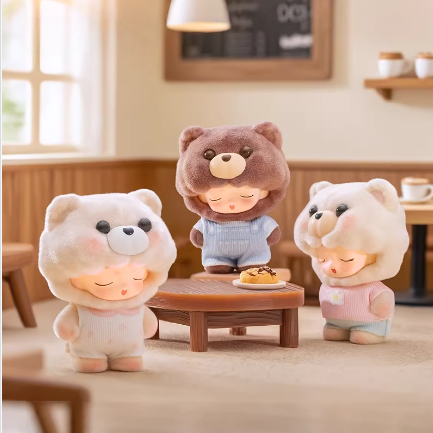 1469. YUMO Cute Pet Family Series Beans Blind Box