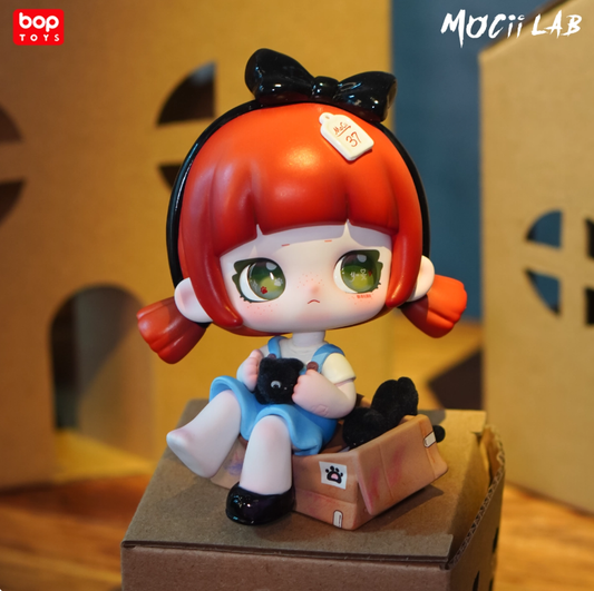 1663. MOCII Metamorphosis Series Figures Blind Box