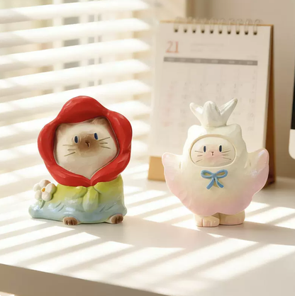 1695. KITTY PAI Blossom Alive Series Beans Blind Box