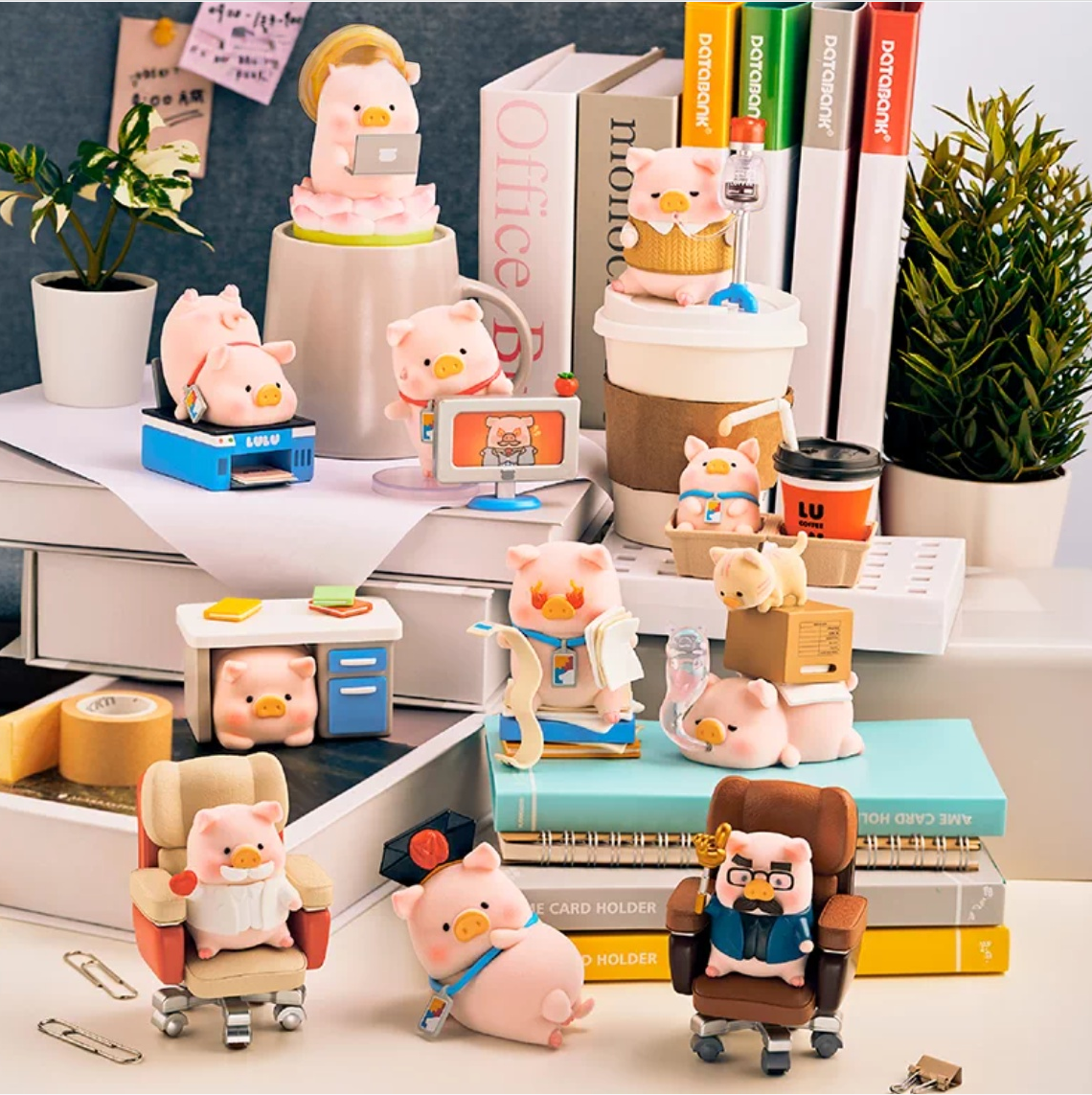 1731. LULU THE PIGGY Office Series Figures Blind Box