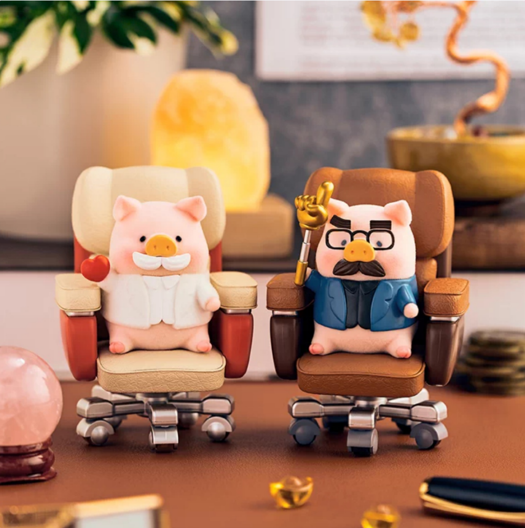 1731. LULU THE PIGGY Office Series Figures Blind Box
