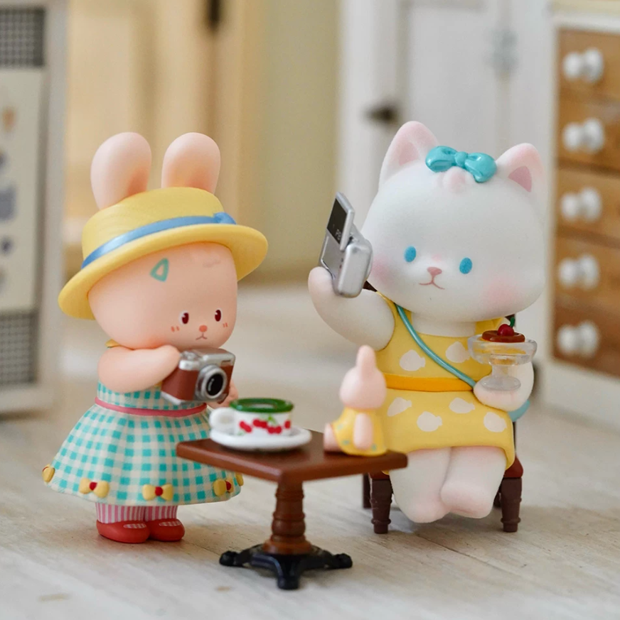 1768. Planet Bear Bear Coffee Club Series Blind Box