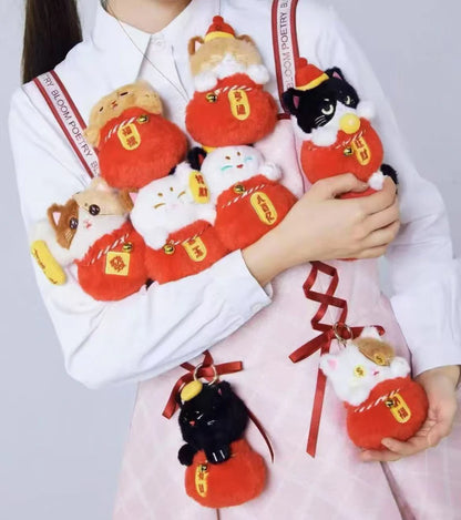 374. Lucky cat pocket plush toy doll