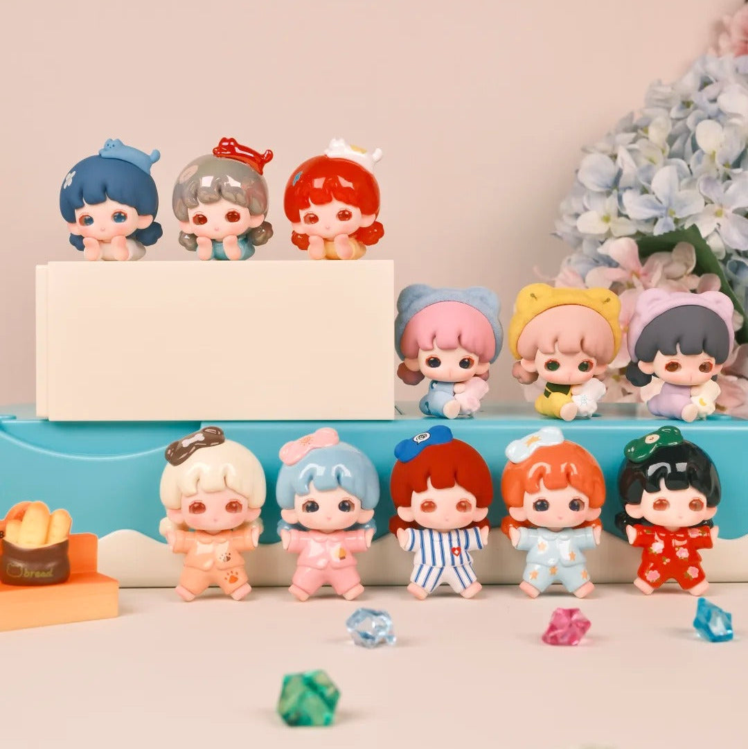 1971. Yooie Sweet Dream Party Series Beans Blind Bag