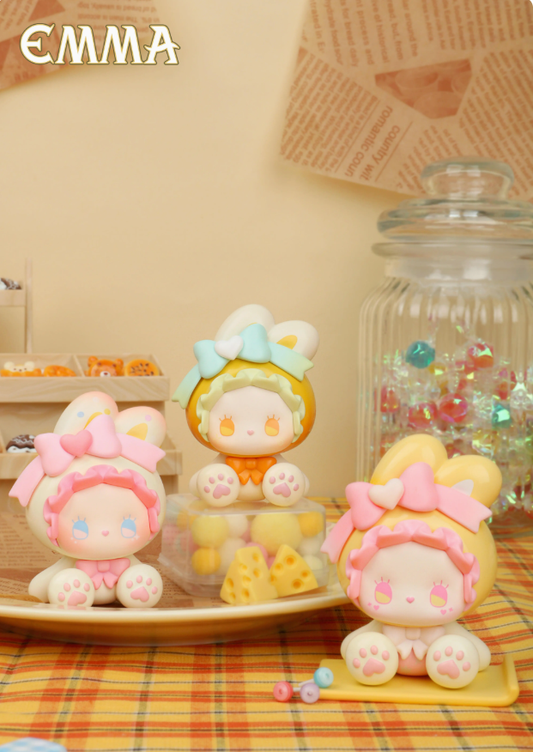 745. EMMA Bunny Collector Debut Series Blind Box