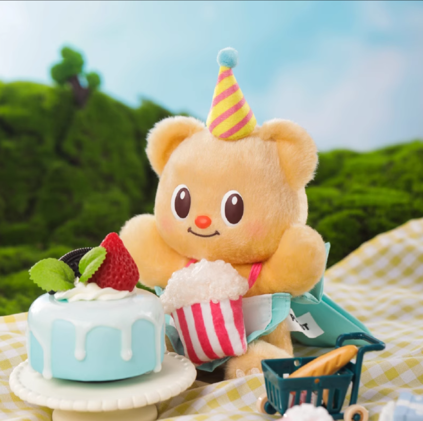 782. Butterbear's Holiday Plush Blind Box