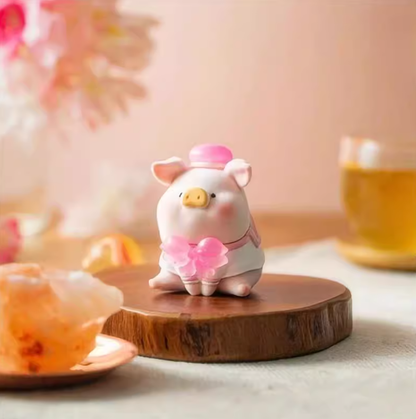 831. Lulu The Piggy Lulu in Bloom Sakura 2 Series Blind Box