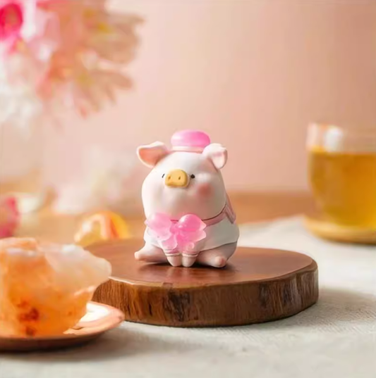 831. Lulu The Piggy Lulu in Bloom Sakura 2 Series Blind Box