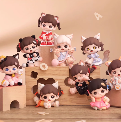 915. Zoraa Meow Cat Face mini series figures