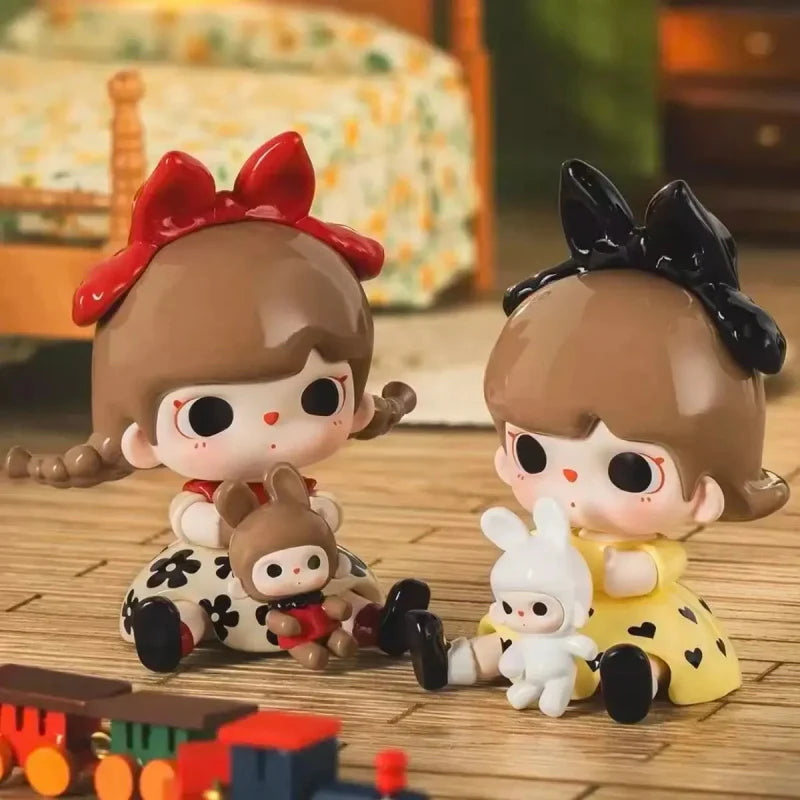 861. TUTUBEAR Her & Her Little World Series Figures Blind Box